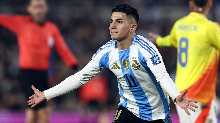 Atlético de Madridin uusi nuori argentiinalainen pelaaja Thiago Almada liittyy joukkueeseen Atlético de Madridin uusi nuori argentiinalainen pelaaja Thiago Almada liittyy joukkueeseen